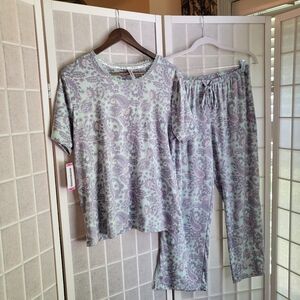 Flora Nikrooz Pajama Set Paisley Print NWT Sz S